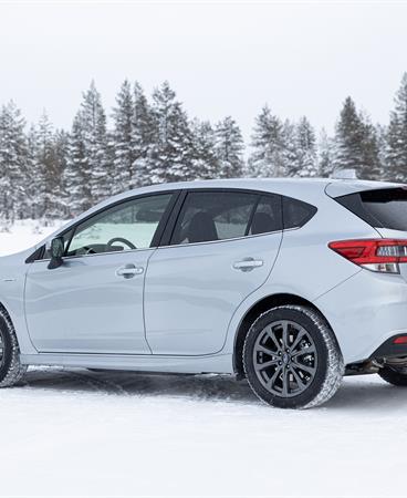 SUBARU-IMPREZA-35